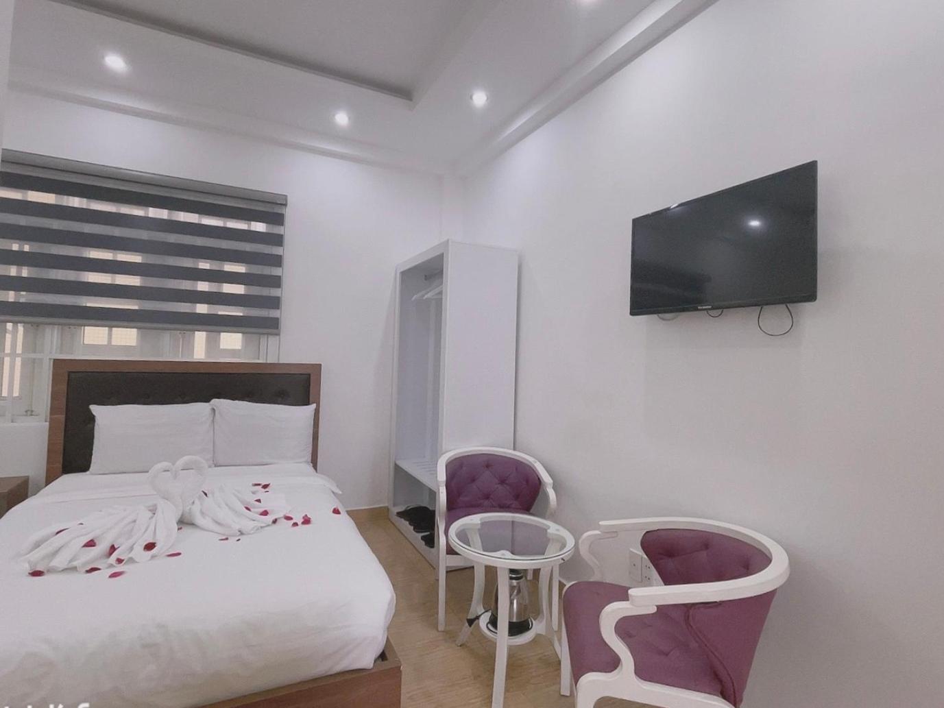 Phuong Vy Hotel Da Lat Exterior photo